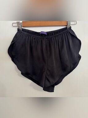 NWOT Journelle Celine Silk Shortie in Noir